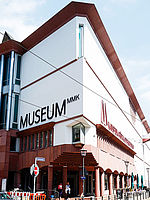 Außenansicht Museum für Moderne Kunst, Frankfurt